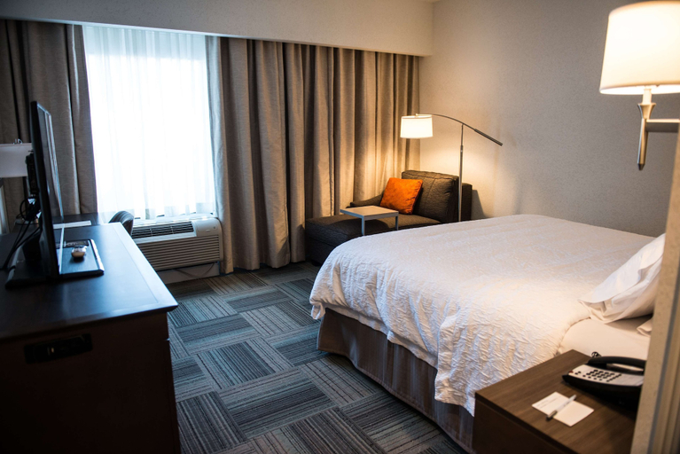 Bedroom 3, Hampton Inn Bainbridge, Decatur