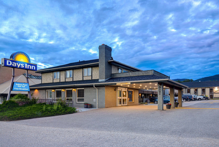 Exterior & Views 2, Days Inn by Wyndham Vernon, North Okanagan