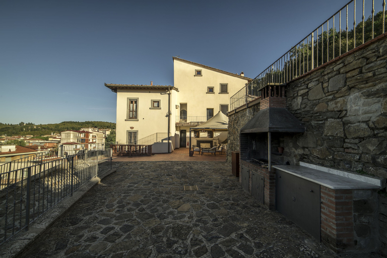Exterior & Views 2, Rocca Palazzaccio, Florence