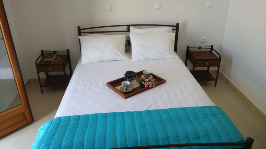 Bedroom 4, Ammoudia Studios, South Aegean