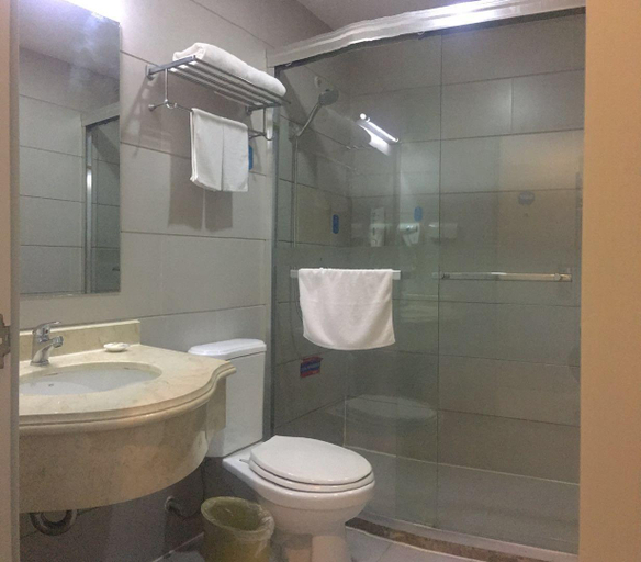 Bathroom 3, Hanting Hotel Shanghai Dongjing Huanlegu, Shanghai