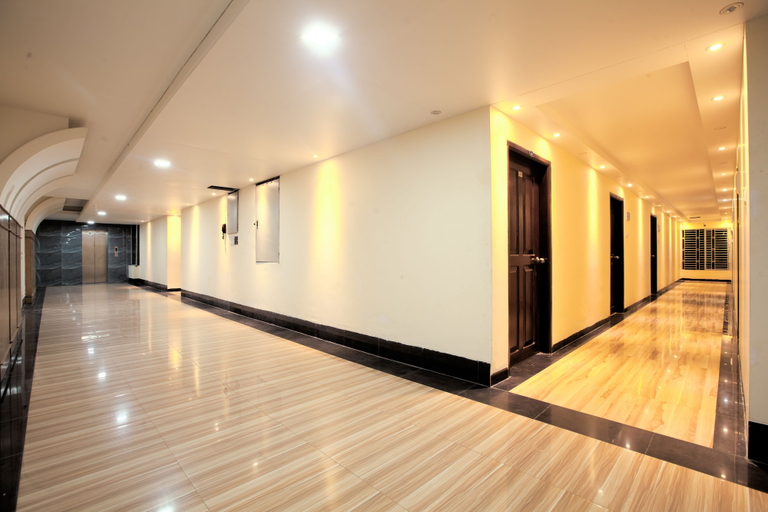 Others 5, Hotel Night Heaven, Bandarbon