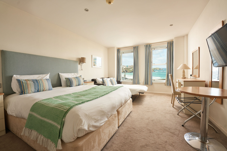 Bedroom 4, Great Western Hotel, Cornwall