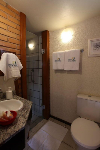 Bathroom 3, Pousada Mar de Dentro, Florianopolis