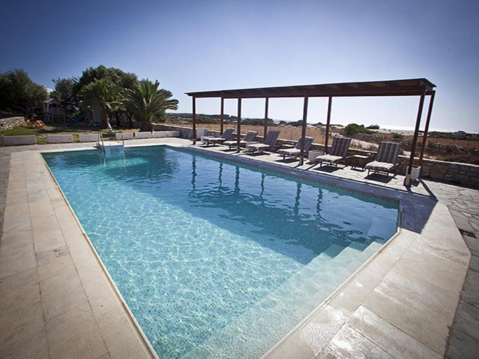 Sport & Beauty 2, Aeraki Studios Naxos, South Aegean