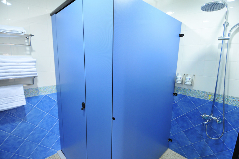 Bathroom 4, Penghu CaMoMe, Penghu