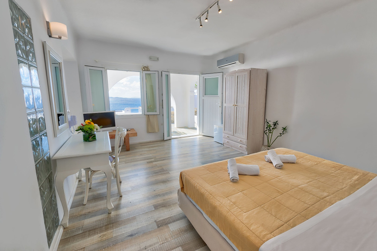 Bedroom 5, With-inn Mykonos Suites, South Aegean