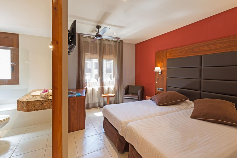 Bedroom 2, Hotel Castellarnau, Lleida