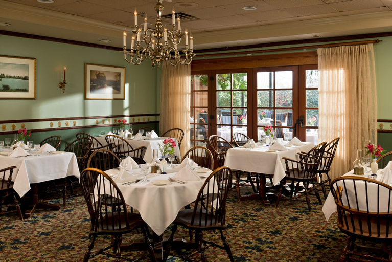 Food & Drinks 5, The Dan'l Webster Inn and Spa, Barnstable