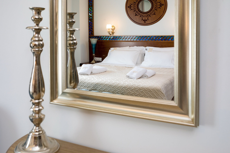 Bedroom 5, Vener Luxury Suites, Crete