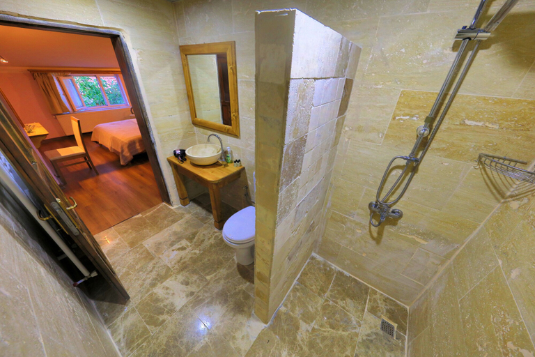 Bathroom 5, Alphan Cappadocia, Nevşehir