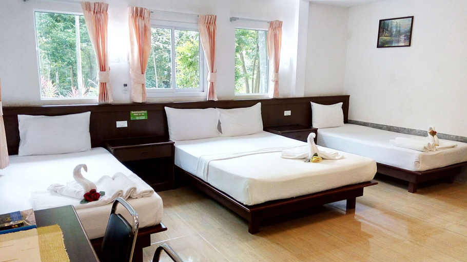 Bedroom 5, Baan Suan Chong Khao Resort, Ron Phi Pun