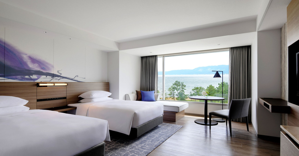 Bedroom 4, Lake Biwa Marriott Hotel, Lake Biwa