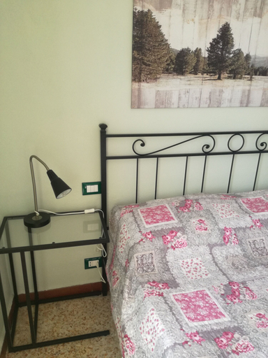 Bedroom 4, B&B La Rondinella, Pisa