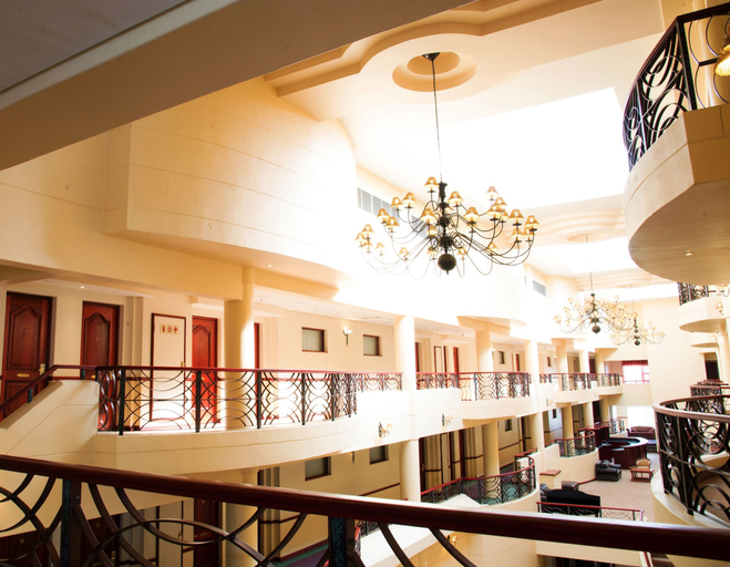 Food & Drinks 5, Premier Hotel Regent, Buffalo City