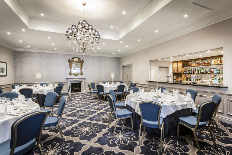 Food & Drinks 5, Castle Hotel Windsor, Slough