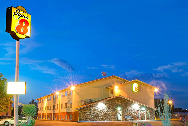 Exterior & Views 4, Super 8 by Wyndham Las Cruces University Area, Dona Ana