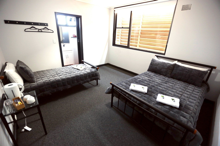 Bedroom 3, Panania Hotel, Sydney