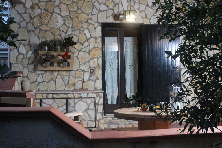 Exterior & Views 2, La Casetta, Palermo