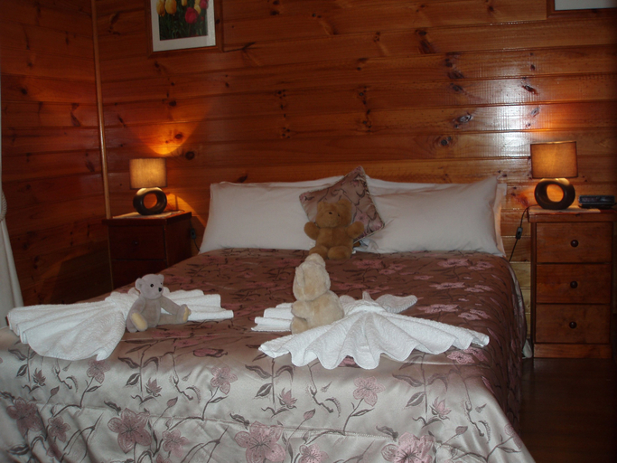 Bedroom 2, Boat Harbour Garden Cottages, Waratah/Wynyard - Pt A