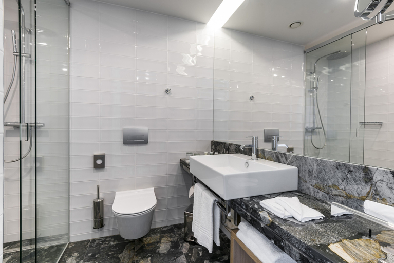 Bathroom 4, Courtyard by Marriott Brno, Brno