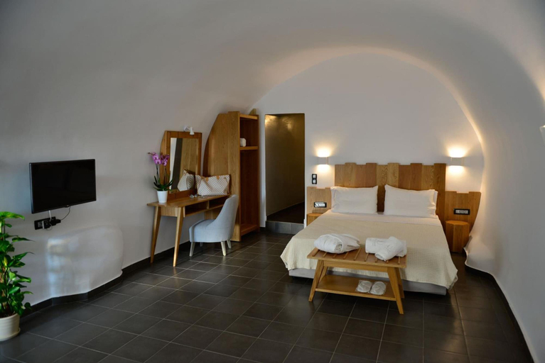 Bedroom 2, Unique Suites, South Aegean