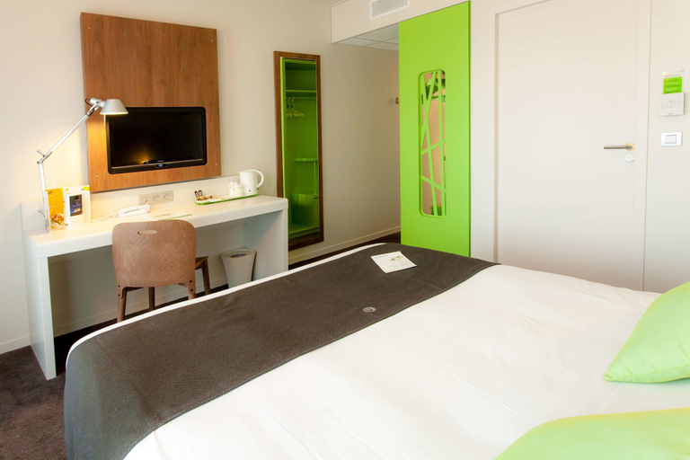 Bedroom 3, Campanile Rennes Sud - Saint Jacques, Ille-et-Vilaine