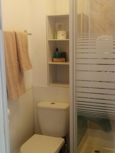 Bathroom 3, The Cavendale, Dorset