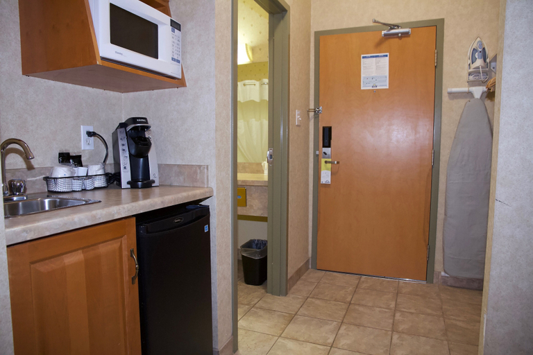 Others 5, Days Inn & Suites by Wyndham Brooks, Division No. 2