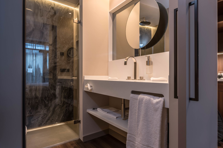 Bathroom 4, Innspire Hotel, München