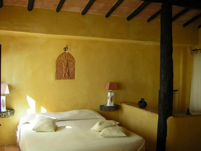 Bedroom 5, Marulivo Hotel, Salerno