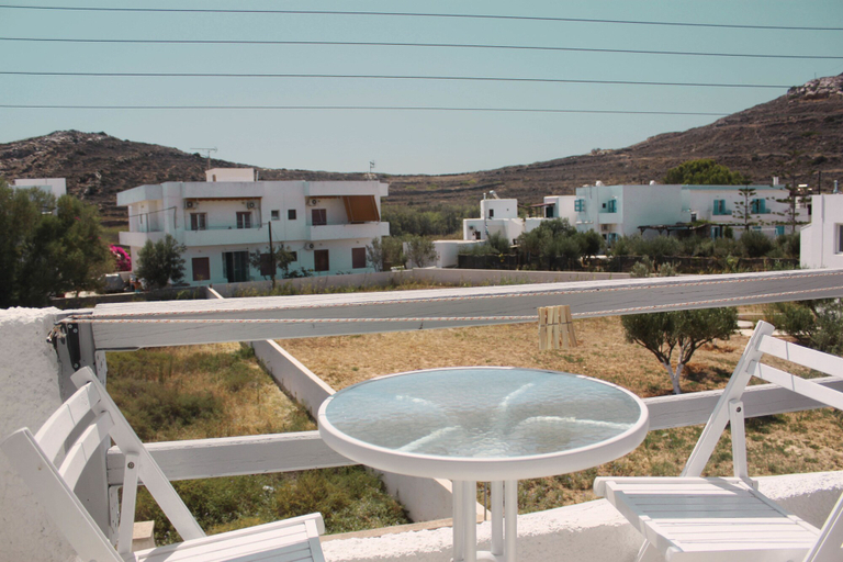 Others 5, Syros Holidays, South Aegean