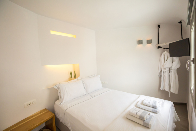 Bedroom 4, The Dream, South Aegean
