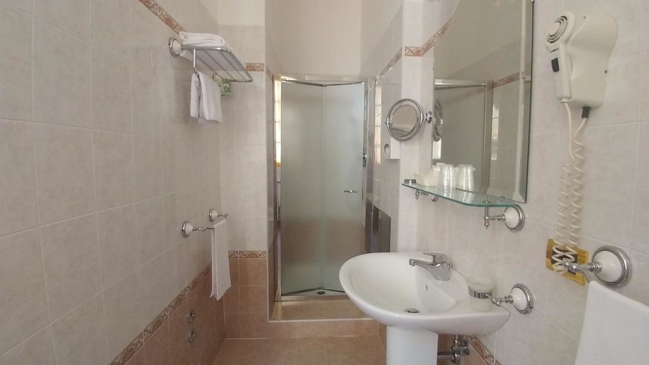 Bathroom 5, Il Canale Hotel, Bologna