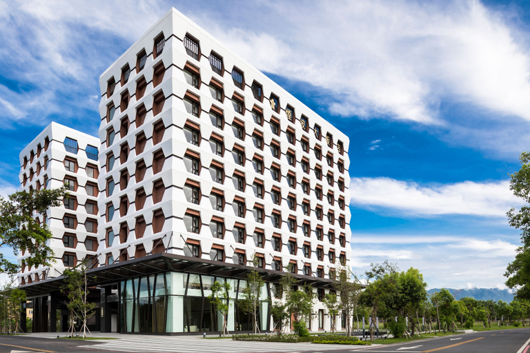 Exterior & Views 1, Lakeshore Hotel Yilan, Yilan