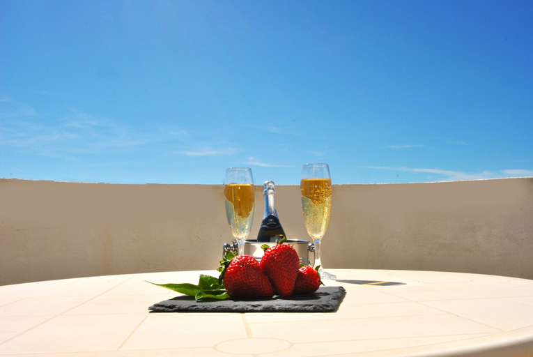 Food & Drinks 5, Villa Maldives, Albufeira