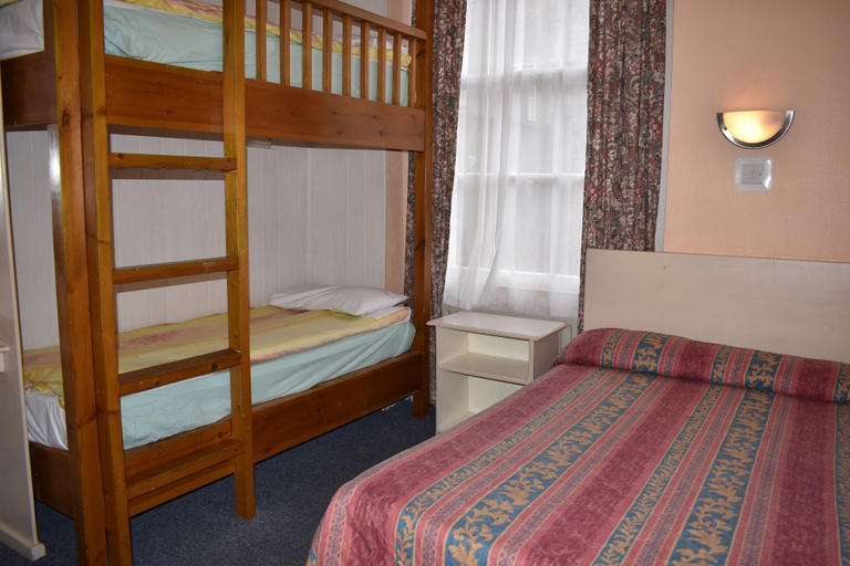 Bedroom 3, MacDonald, London