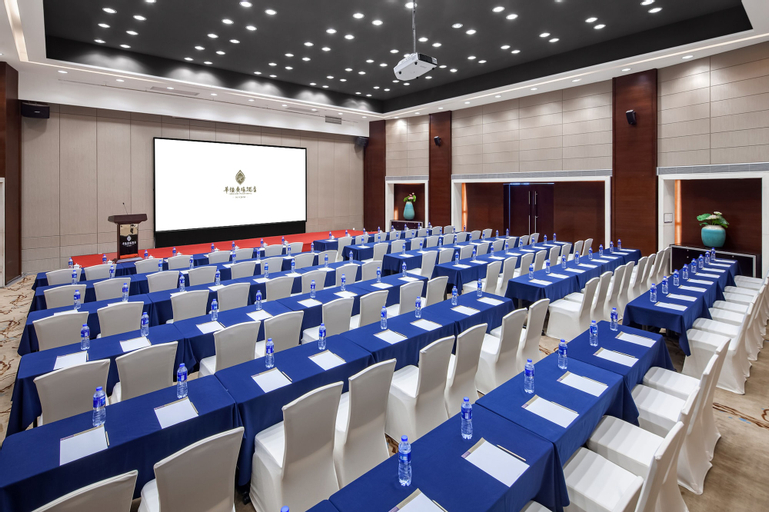 Business Facilities 23