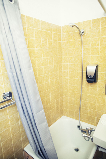 Bathroom 5, The Old Hotel Ravel, Puy-de-Dôme