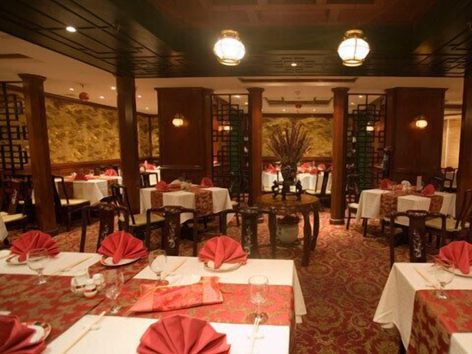 Food & Drinks 5, Rolla Suites Hotel, Dubai