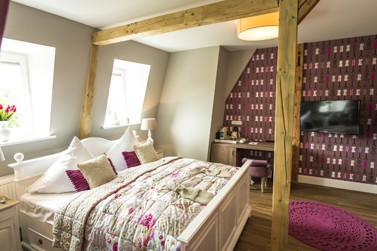 Bedroom 4, Schloss mit Park Kaarz, Ludwigslust-Parchim