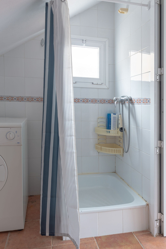 Bathroom 2, Rent&Dream apt Malaga Ballesteros 3, Málaga