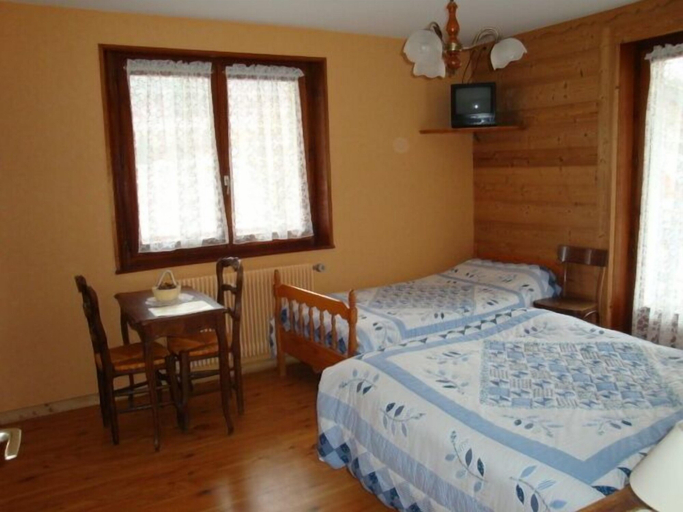 Bedroom 5, les touristes, Haute-Savoie