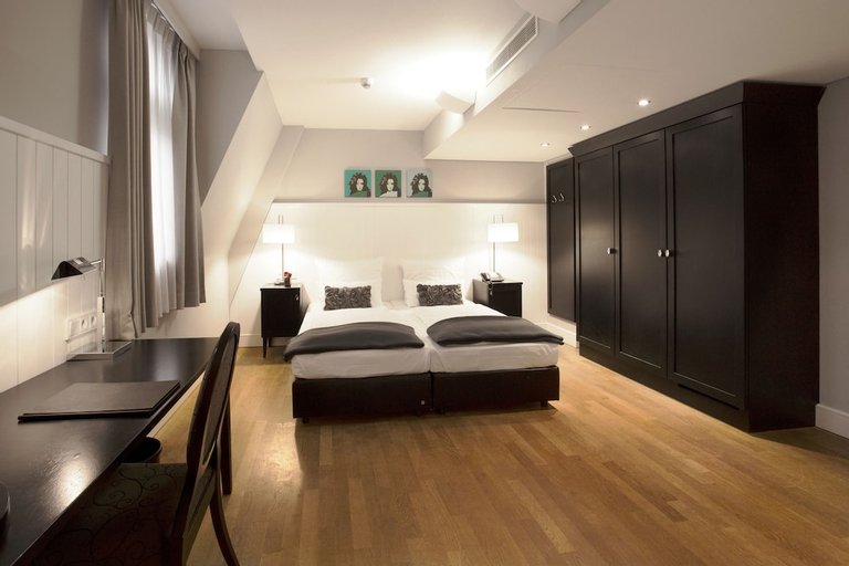 Bedroom 2, Victoria Hotel, Frankfurt am Main
