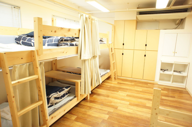 Bedroom 4, Guesthouse SUN - Hostel, Osaka