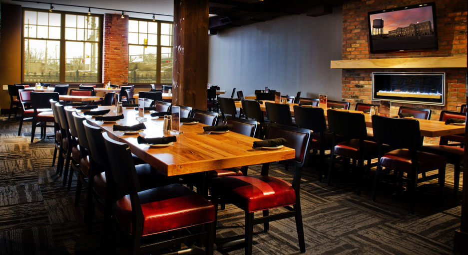 Food & Drinks 5, Stone Mill Inn, Niagara