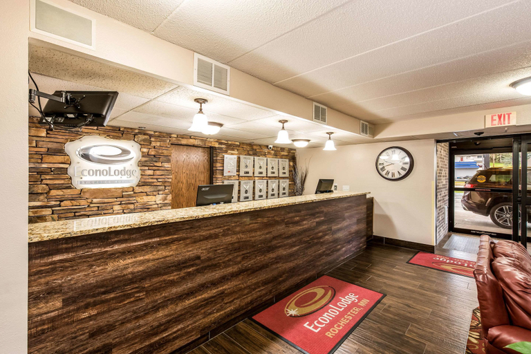 Others 5, Econo Lodge Mayo Clinic Area, Olmsted