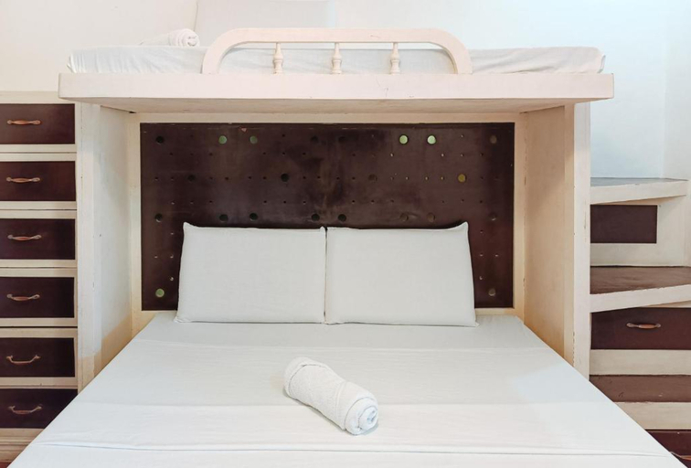 Bedroom 4, Hotel Elinas and Restaurant, Tuguegarao City