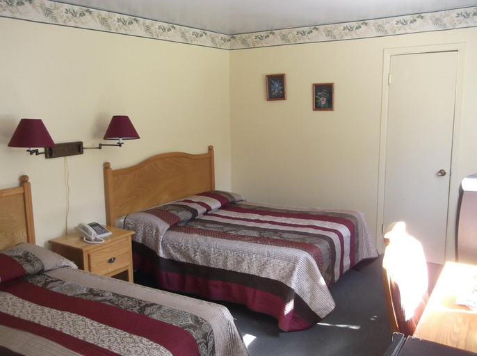 Bedroom 2, Auberge Mountain View Inn, Les Laurentides
