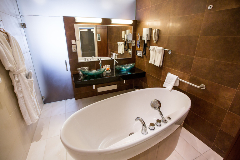 Bathroom 5, Radisson Blu Carlton Hotel, Bratislava, Bratislava I